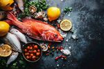 新鮮海魚及多樣食材組合