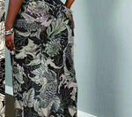 印花阔腿裤时尚穿搭展示