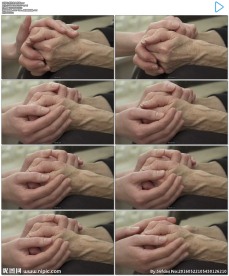 握住老人的手关怀老人