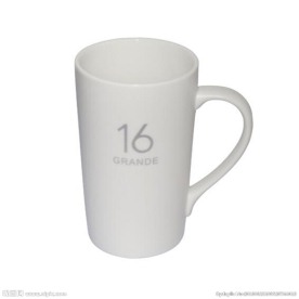 空背景白色马克杯子