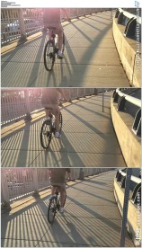 清晨立交桥骑自行车