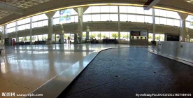 机场行李传送带