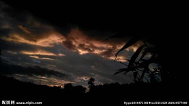 黄昏的红色云雾 延时摄影