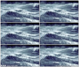 暴风雨中的海浪起伏