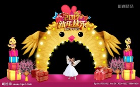 新年鸡造型门头舞台美陈背景