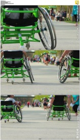 残疾人驾驶轮椅