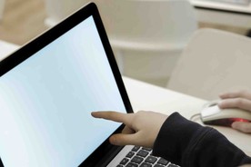 电脑显示器智能样机图片