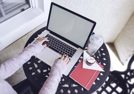 电脑显示器智能样机图片