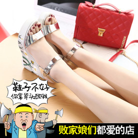 女凉鞋创意主图