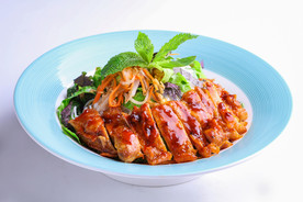 香茅烤鸡肉捞檬粉