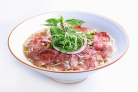 河内生牛肉汤河粉