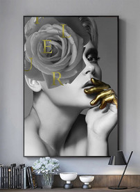 美女艺术花朵黑白铂金装饰画
