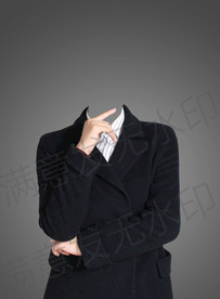 女性黑色西装形象照模板