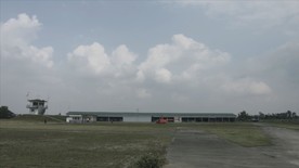 地面实拍直升飞机