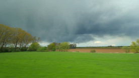 整个乡村的远雨