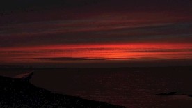 高清航拍傍晚太阳西下视频