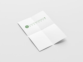 褶皱纸张海报样机图片