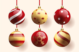 一组圣诞装饰球