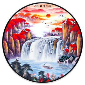 圆形鸿运当头山水画