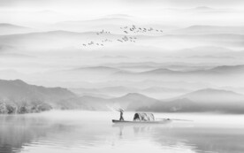 意境水墨山水画