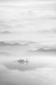 意境水墨山水画