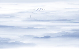 蓝色水墨山水画背景墙