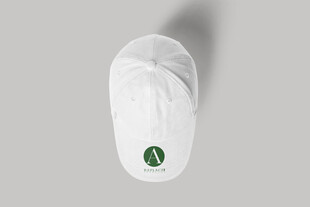 白色棒球帽子样机