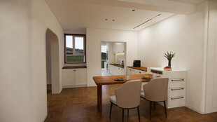 简约温馨的室内餐厅空间