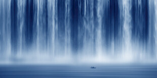 瀑布山水风景画