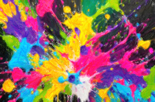 缤纷色彩喷溅艺术画面