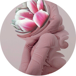 粉色艺术感花朵包裹造型物