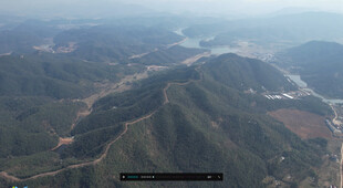 俯瞰连绵群山景色