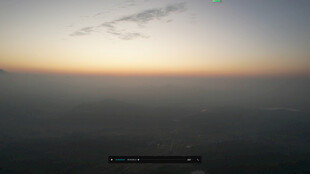 日出时分的广阔天空景象