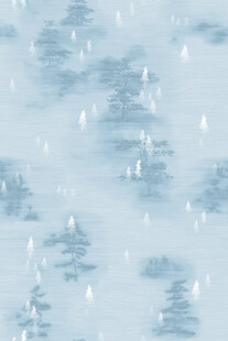 冬日雪景中的静谧松林