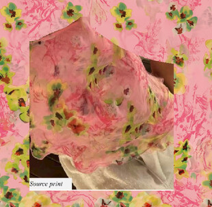 粉色花卉图案布料纹理